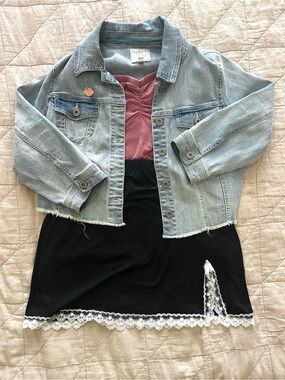 torrid Light Wash Denim Jacket - Faded Blue
